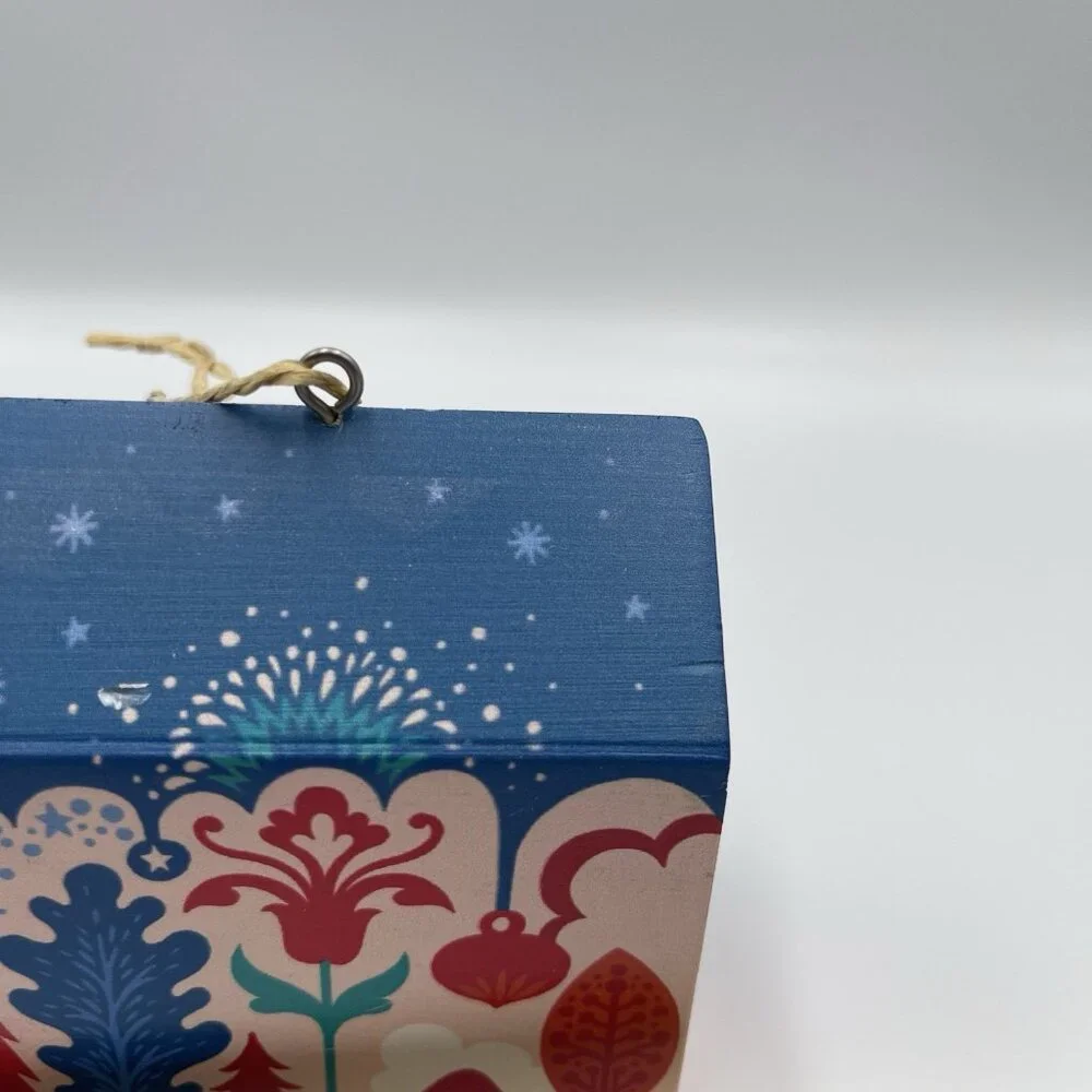 2015 Crate & Barrel Kate Forrester Wooden House Christmas Ornament Hearts & Home